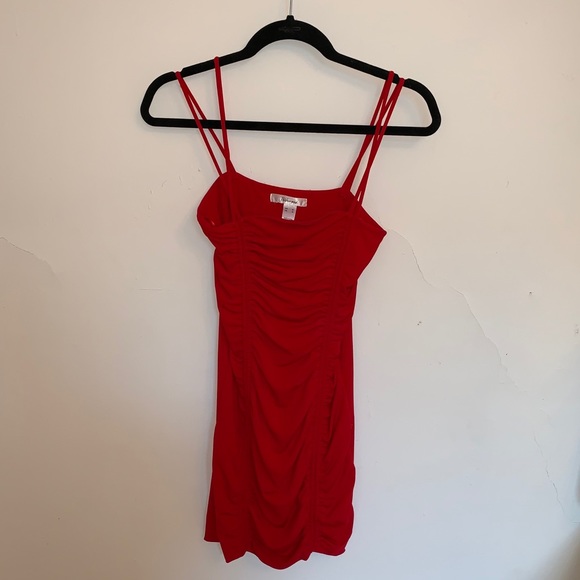 Sexy ruched red dress - Picture 1 of 4